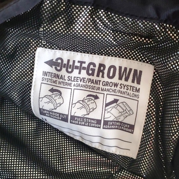 NWOT Columbia Omni-Tech youth snow pants. 10/12. - Picture 7 of 7